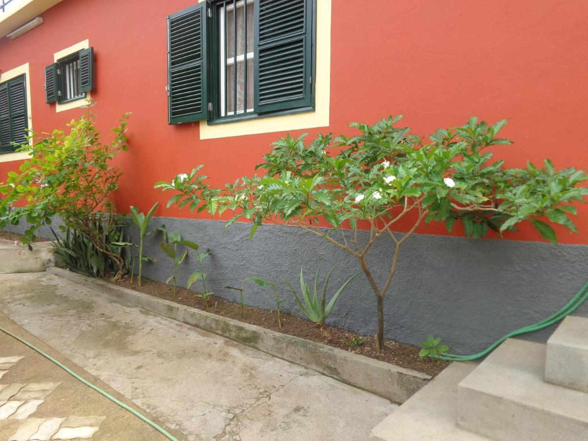 Santos'S House Hotell Sao Tome Exteriör bild