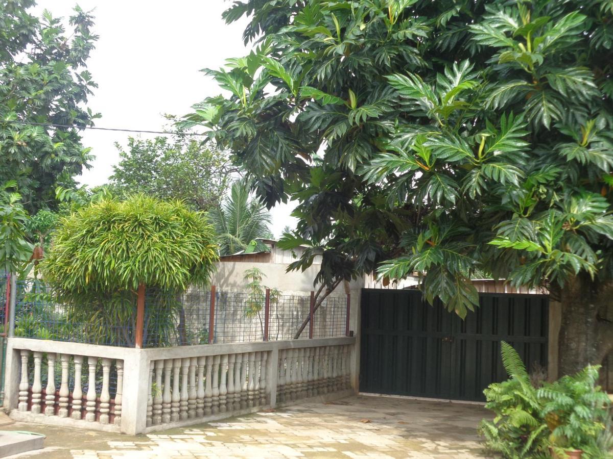 Santos'S House Hotell Sao Tome Exteriör bild