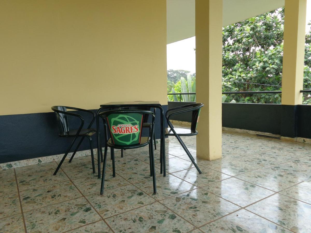 Santos'S House Hotell Sao Tome Exteriör bild